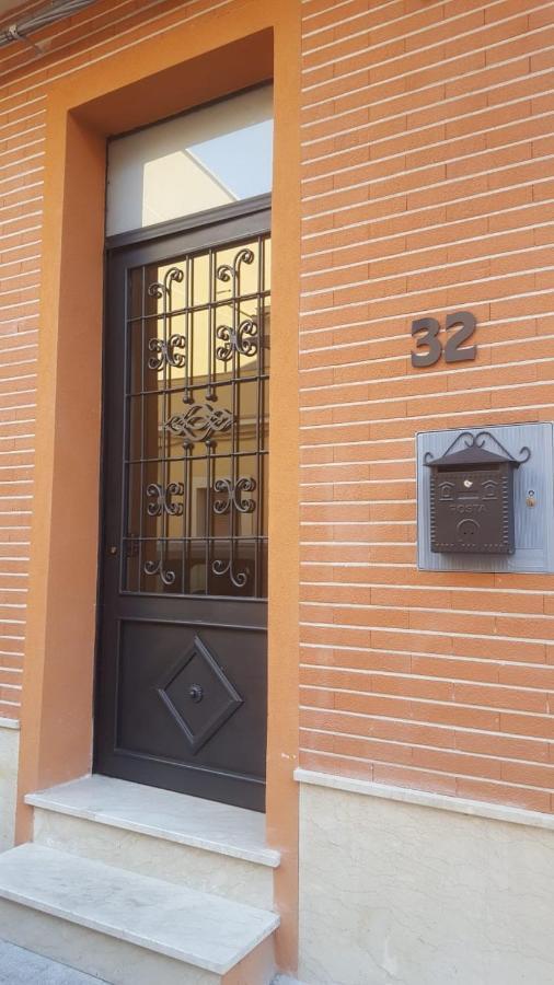Nuova Aurora Rent Rooms Roccalumera Bagian luar foto