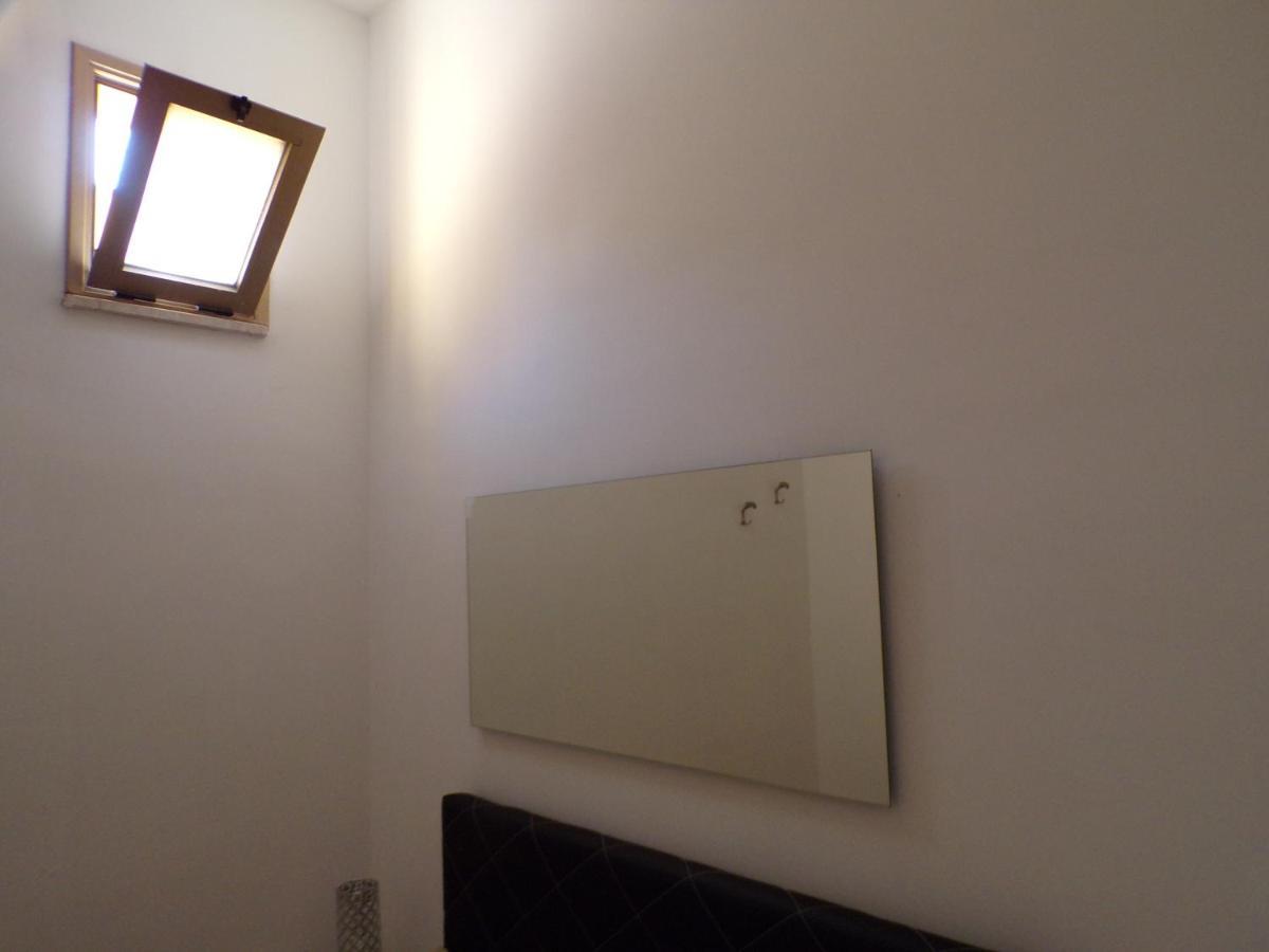 Nuova Aurora Rent Rooms Roccalumera Bagian luar foto